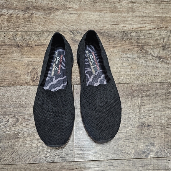 Skechers classic fit Air-Cooled Memory Foam Shoes Women's Size 10 - Picture 2 of 9